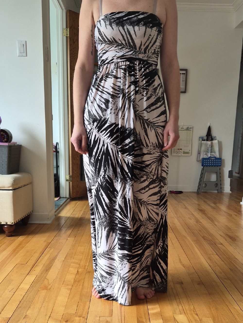 le chateau Black & White Palm-Print Strapless Maxi Dress